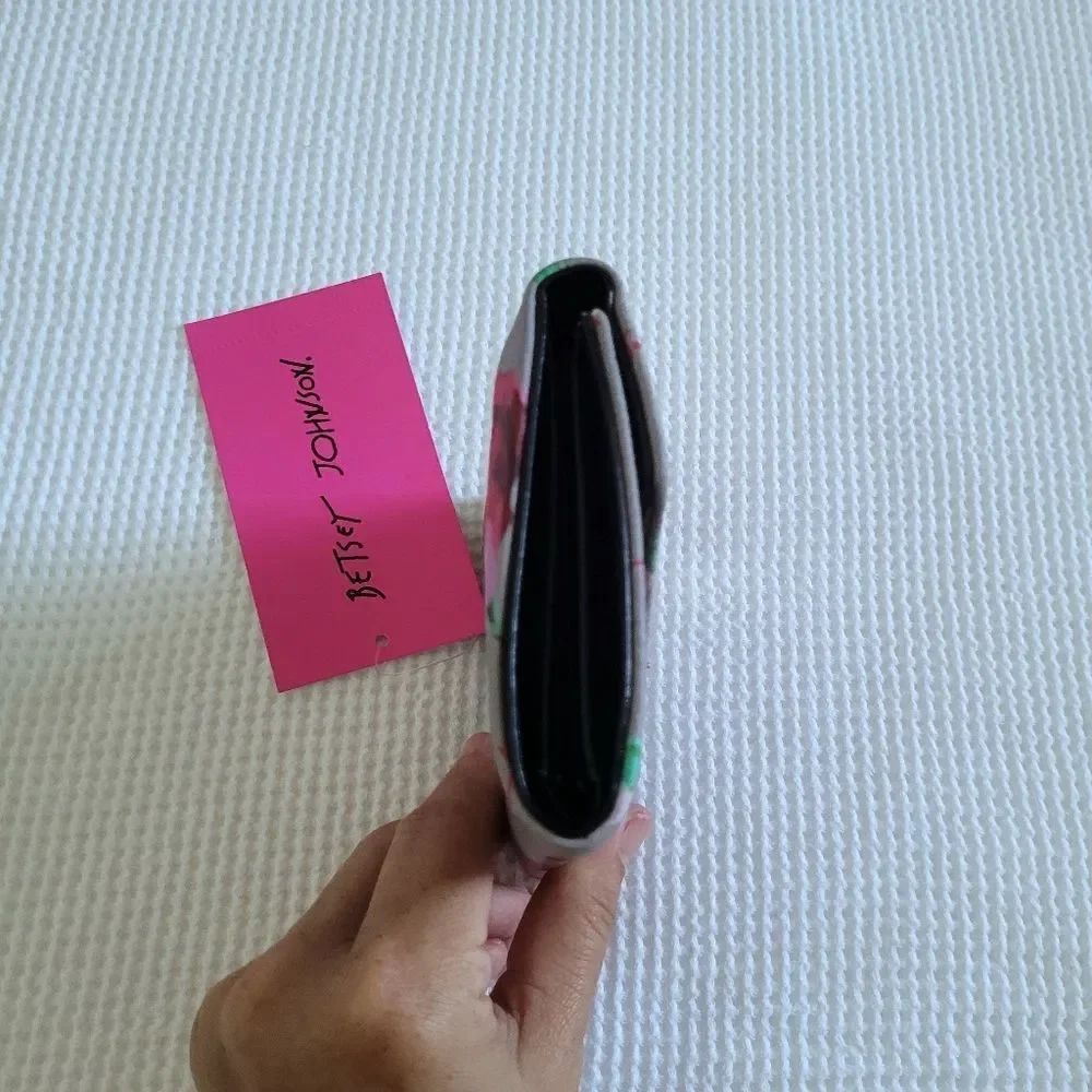 Betsey Johnson XO Lana Flap Wallet- NWT - Picture 6 of 14